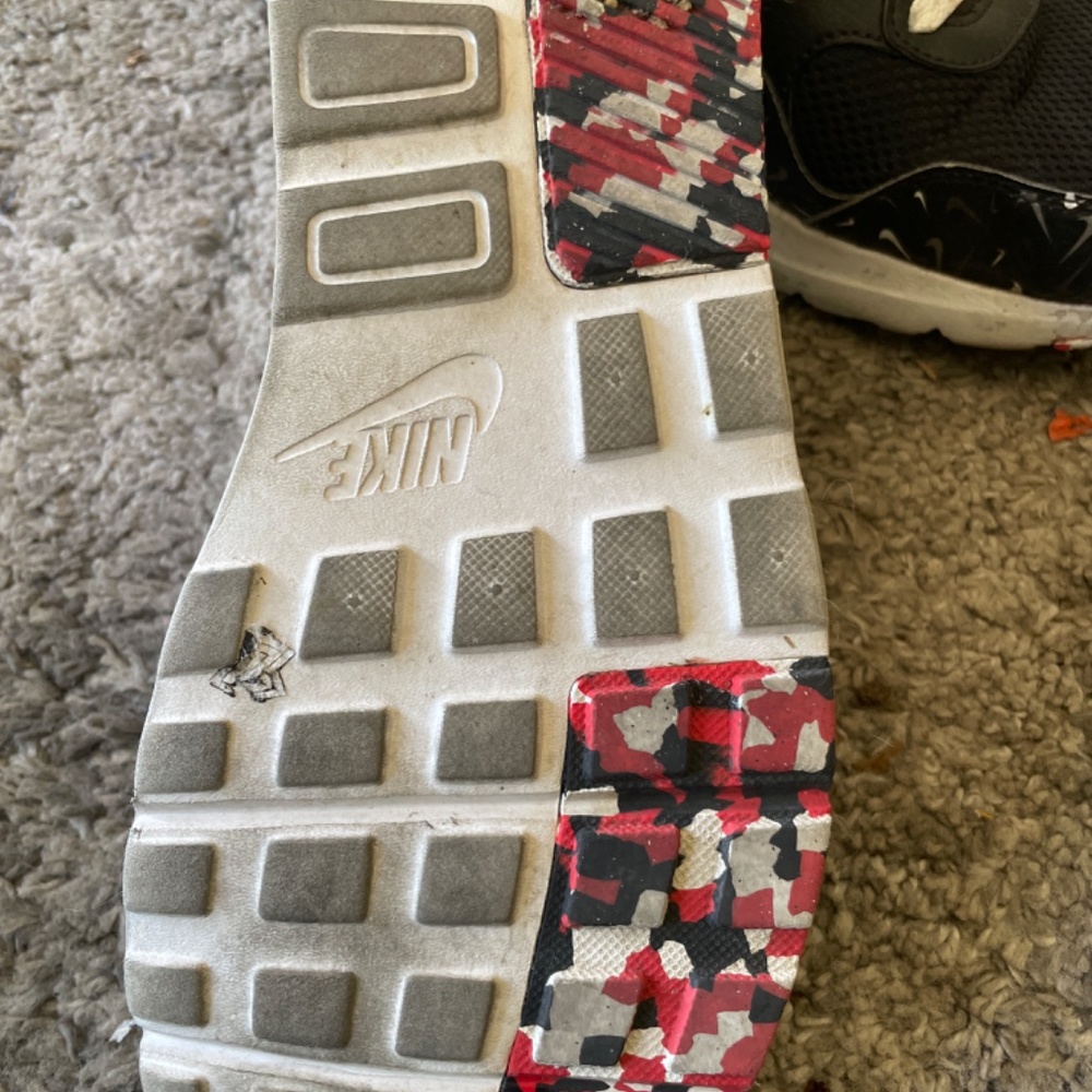 Nike - Picture 5 of 5